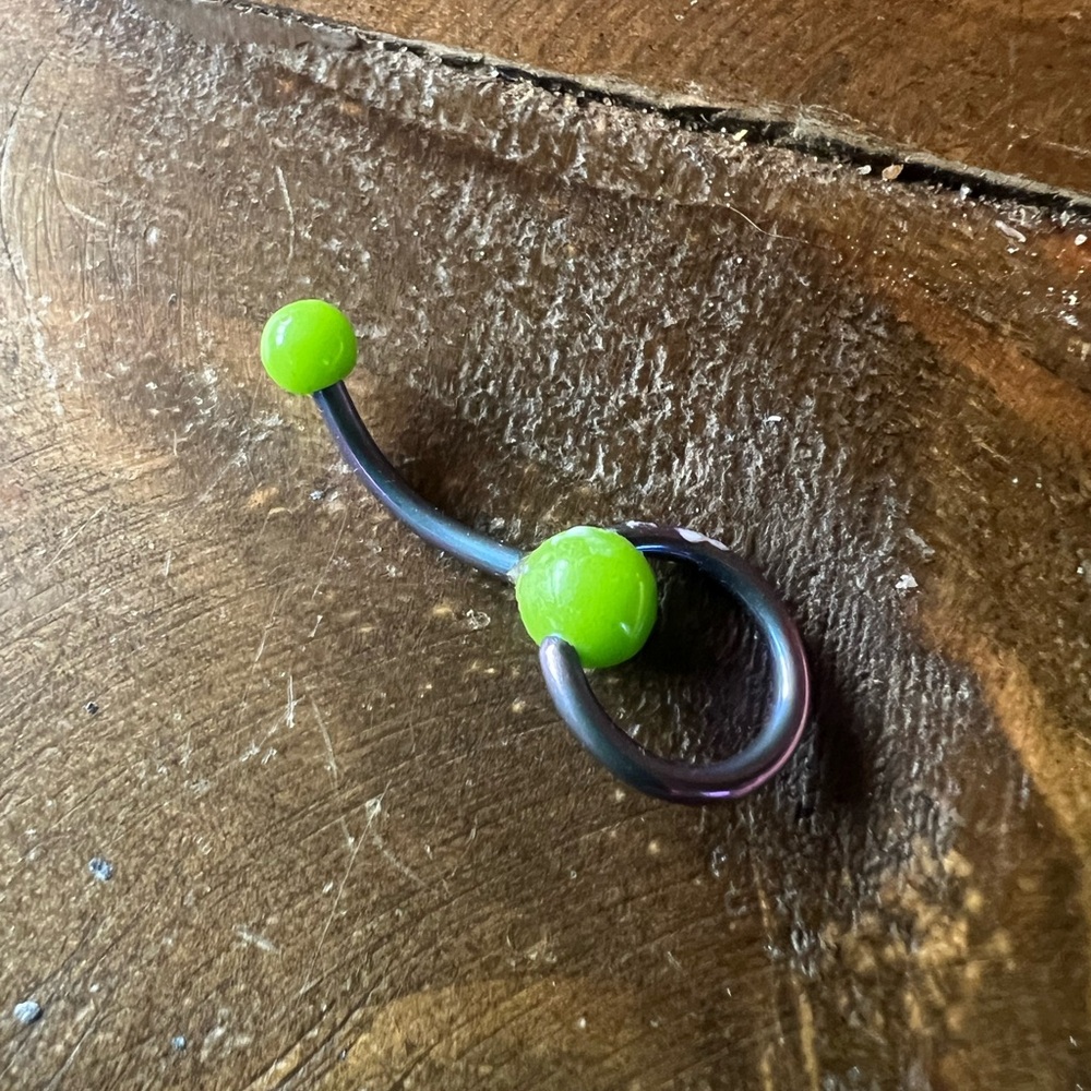 Belly ring - Picture 1 of 1